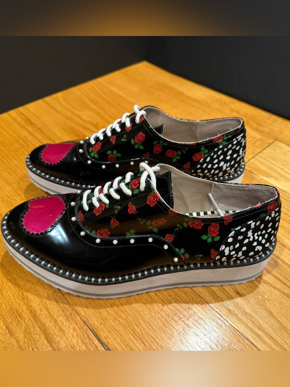 Betsey Johnson Marti Platform Oxford Shoes 8.5M Patent Leather Punk Pearls - Picture 5 of 16